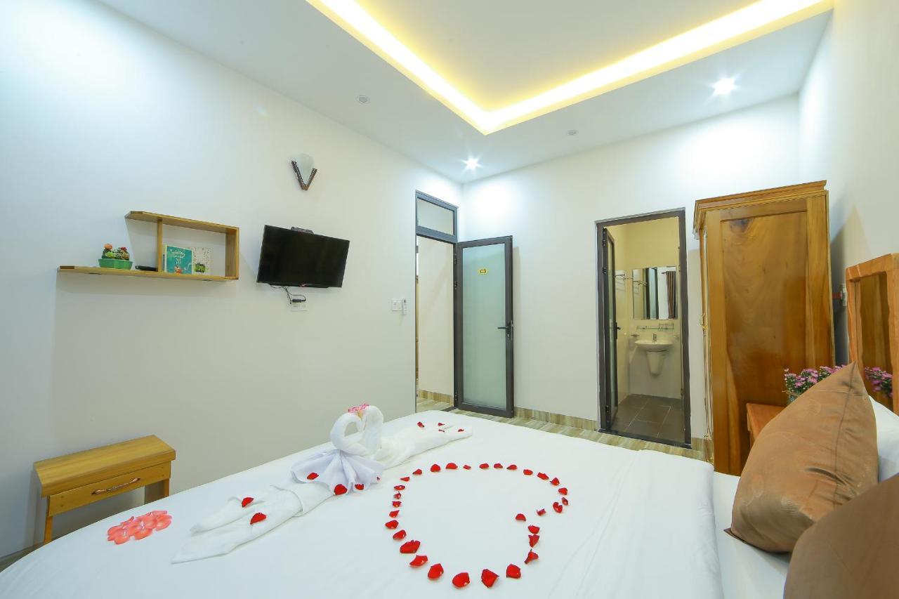 Nhu Y Homestay Hoi An Exterior photo
